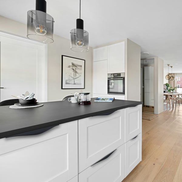 Modern modular kitchen with Fabulous Hardware Edge Profile Handle 016 BS in Satin Black on white drawers — premium aluminium handle